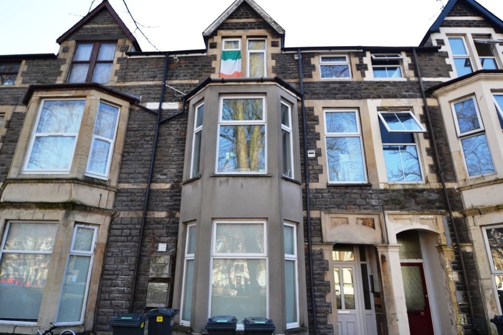 Property photo 1 of 1 14 Llanbleddian Gfr (2)