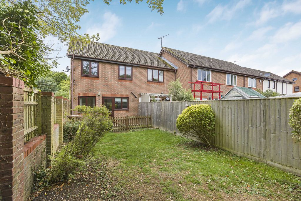 Property photo 2 of 17