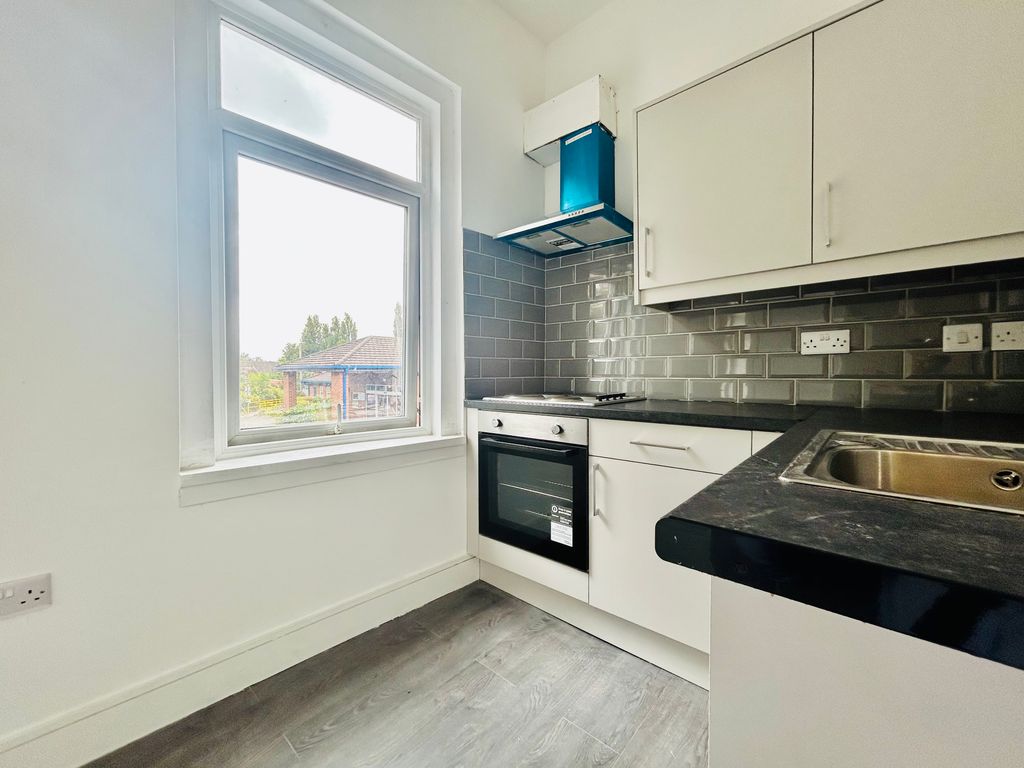 Property photo 2 of 4 Kitchen