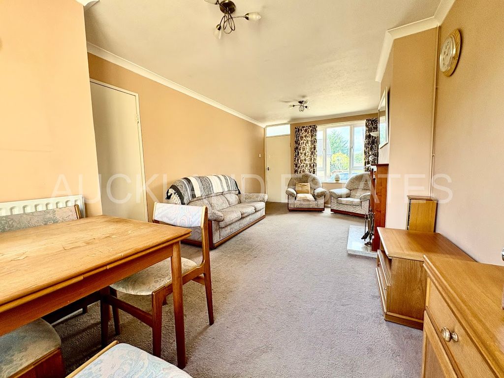 Property photo 3 of 16 Img_5598-1756455062194