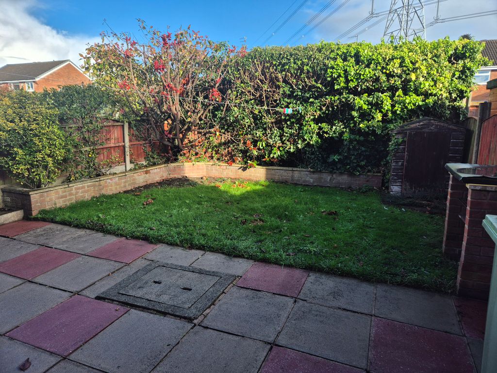 Property photo 3 of 8 Exterior