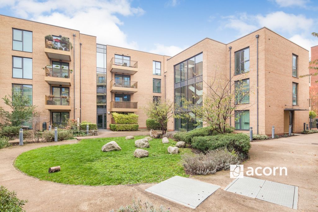 Property photo 1 of 10 External