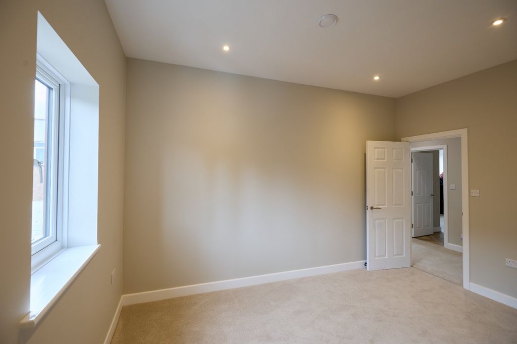 Property photo 3 of 9 Picture No. 26