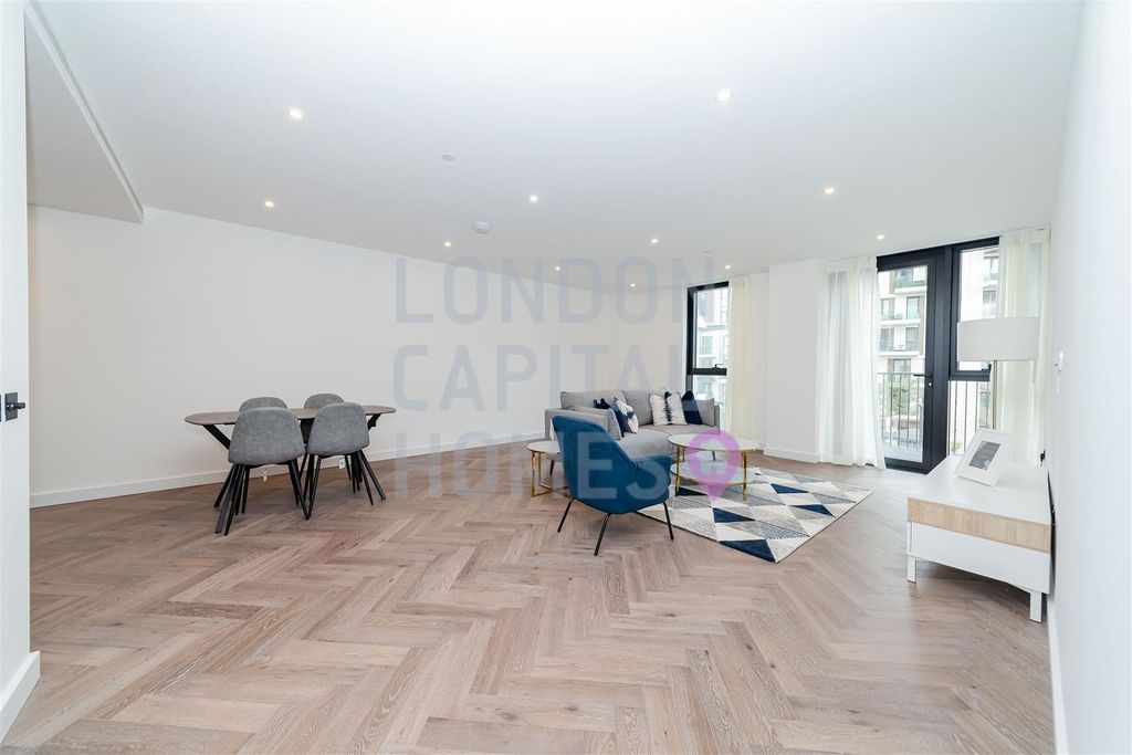 Property photo 2 of 17 2Sep1461.Jpg