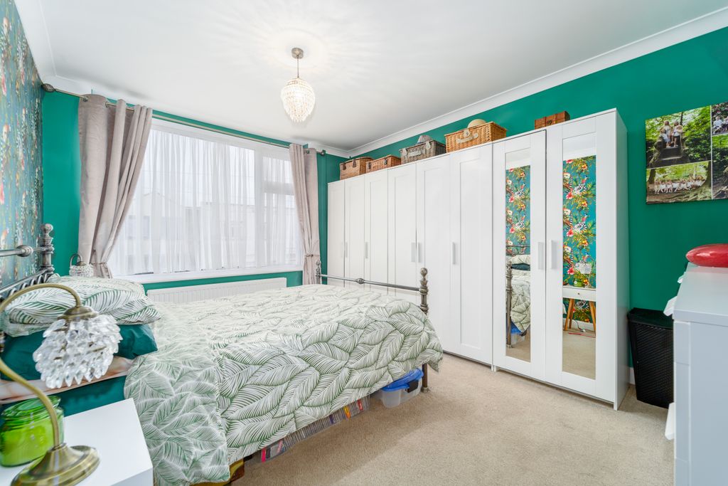 Property photo 3 of 14 Dsc09736-Edit