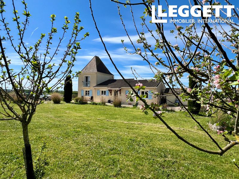 Property photo 2 of 10