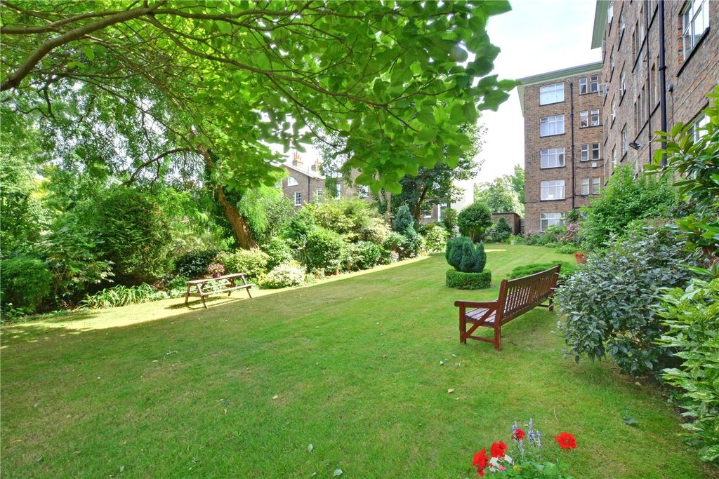 Property photo 1 of 17 Picture No. 21