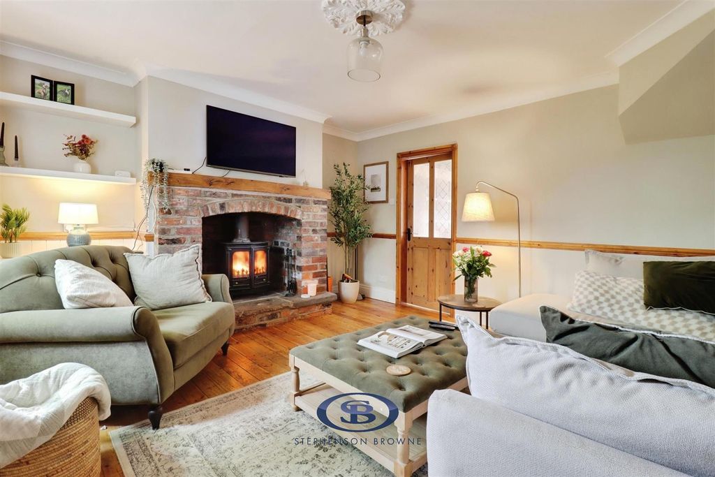 Property photo 2 of 23 User_Edited_Photo-F511F19F_User-Edited-0089A1c5-3c