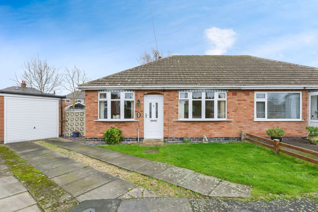 Property photo 1 of 17 Photography