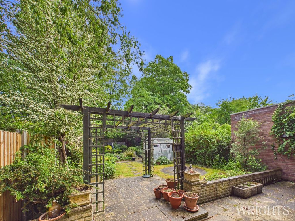 Property photo 3 of 19