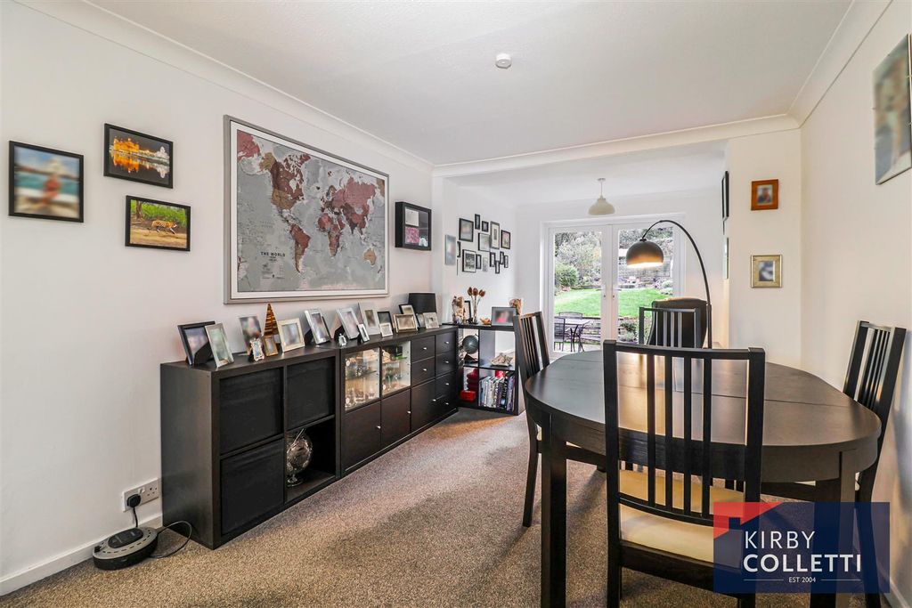 Property photo 3 of 21