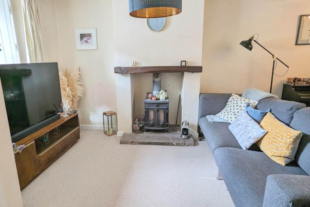 Property photo 3 of 13