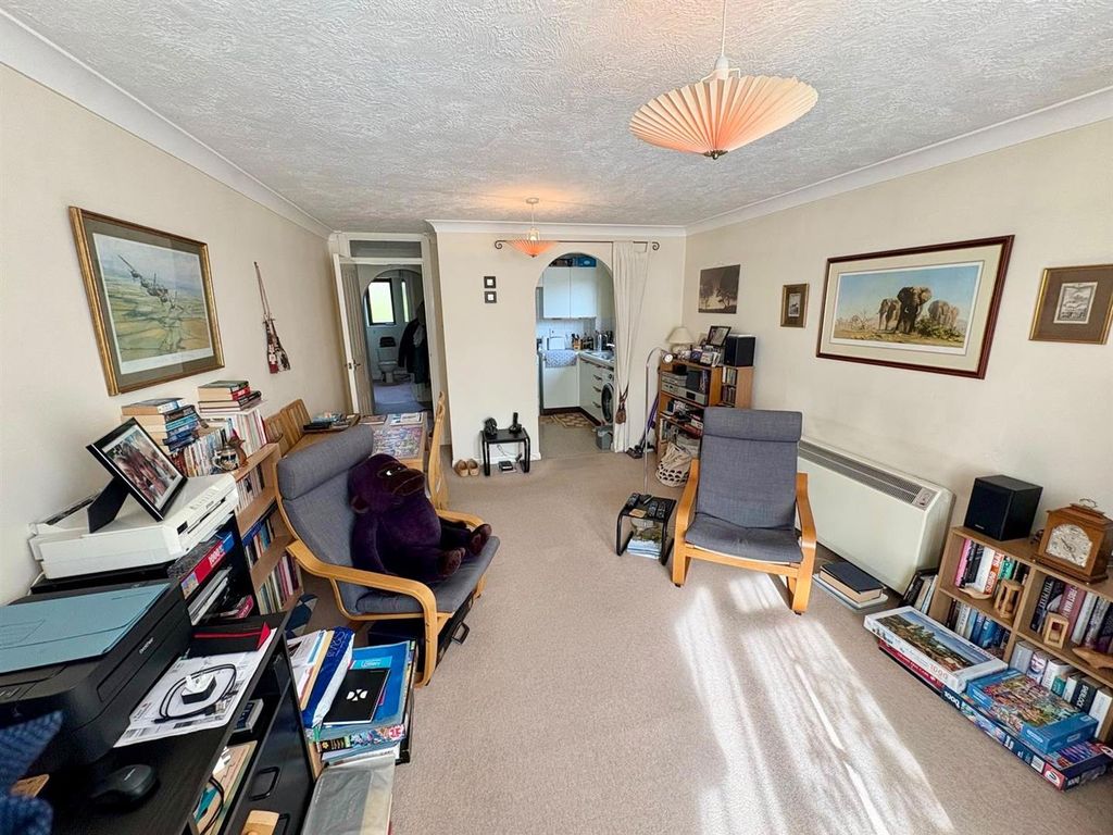 Property photo 3 of 12 Living Room