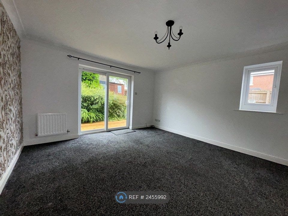 Property photo 3 of 22