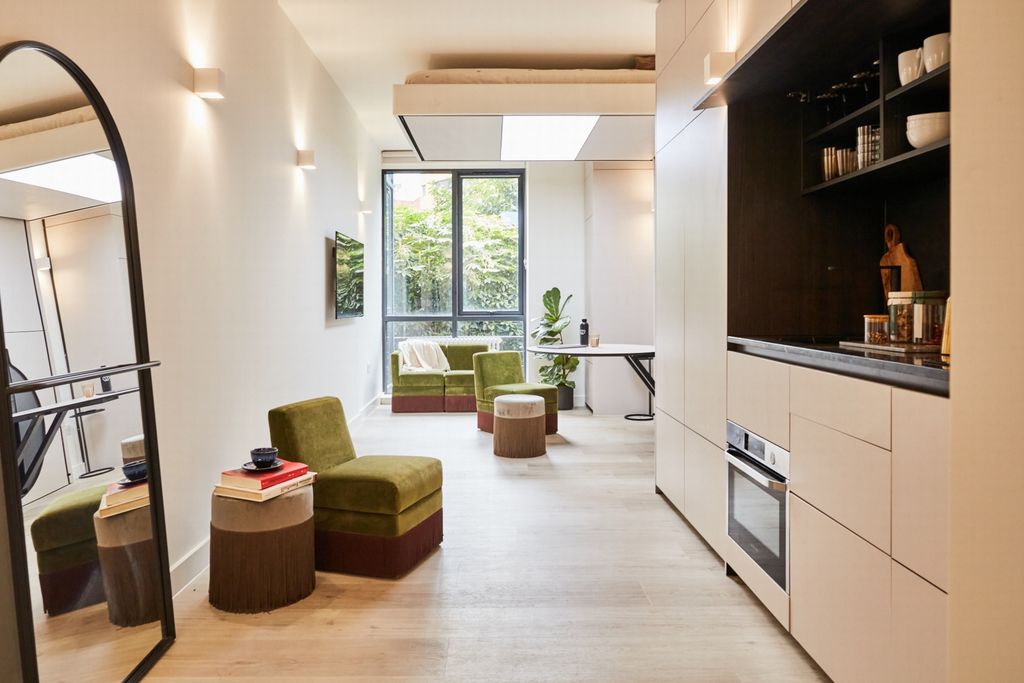 Property photo 2 of 14 Photo 4