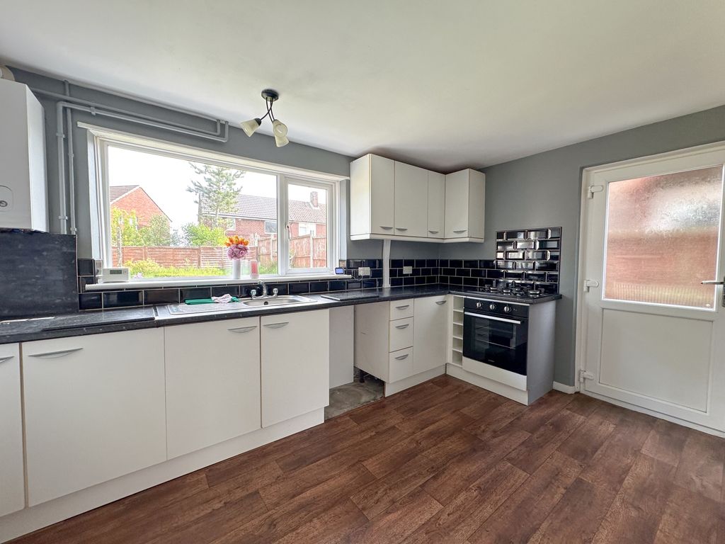 Property photo 3 of 13 Gallery