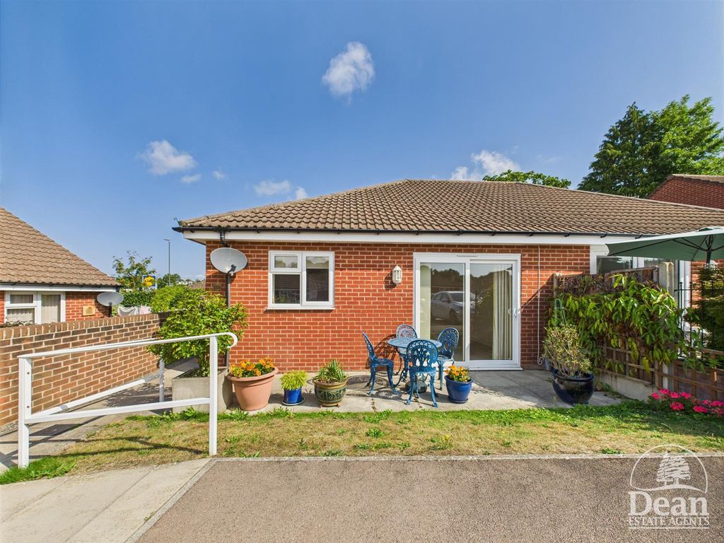 Property photo 1 of 10