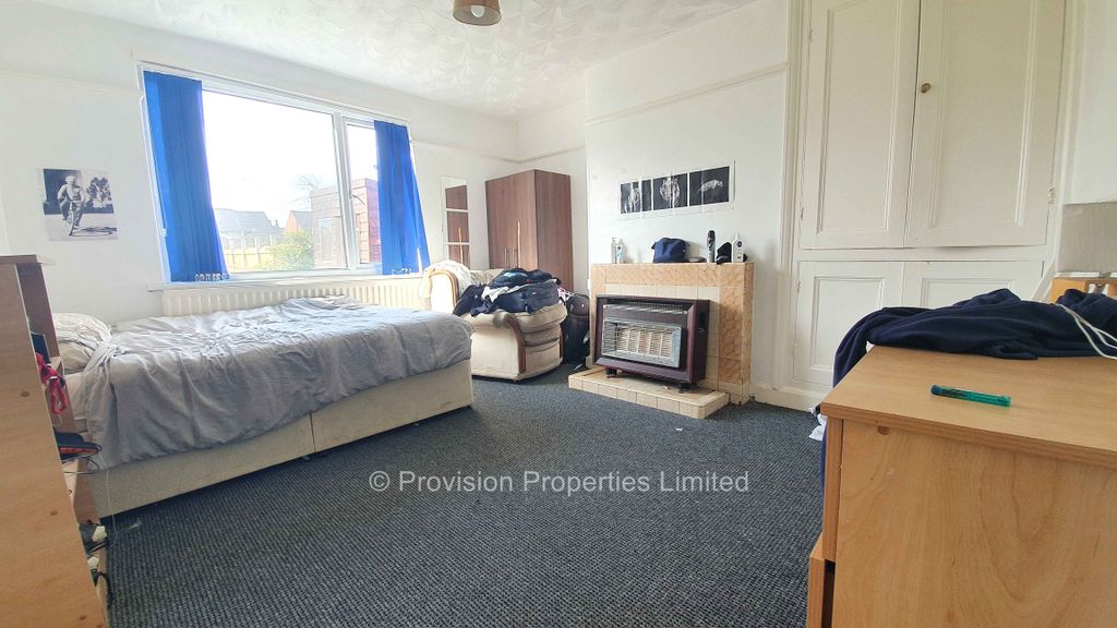 Property photo 2 of 8 Photo