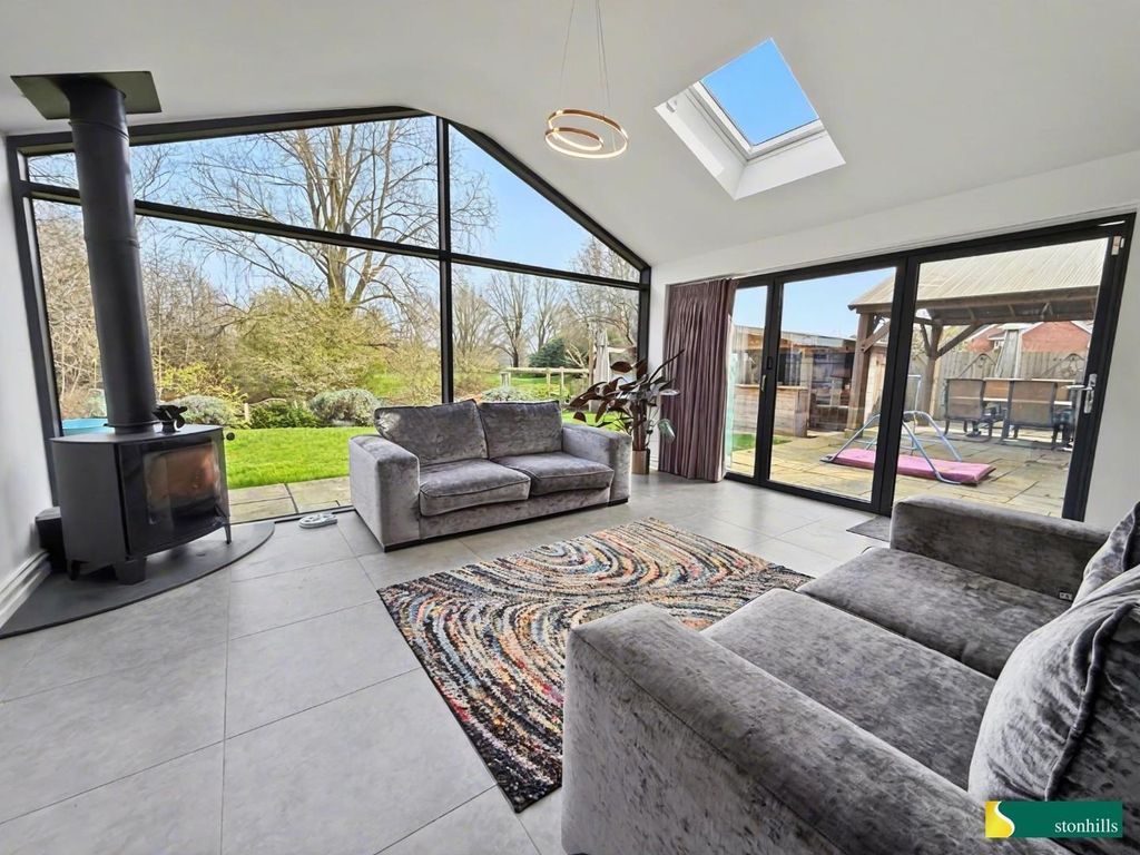 Property photo 3 of 22 15.Jpg