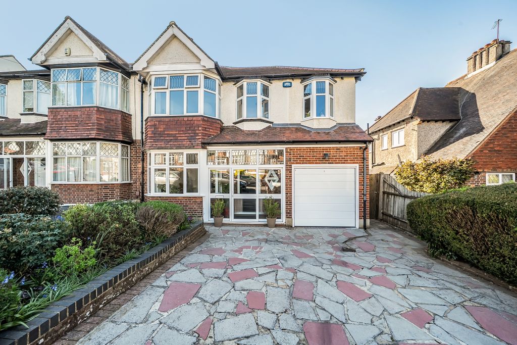 Property photo 1 of 17 1439058-1-69d539cc5c29F