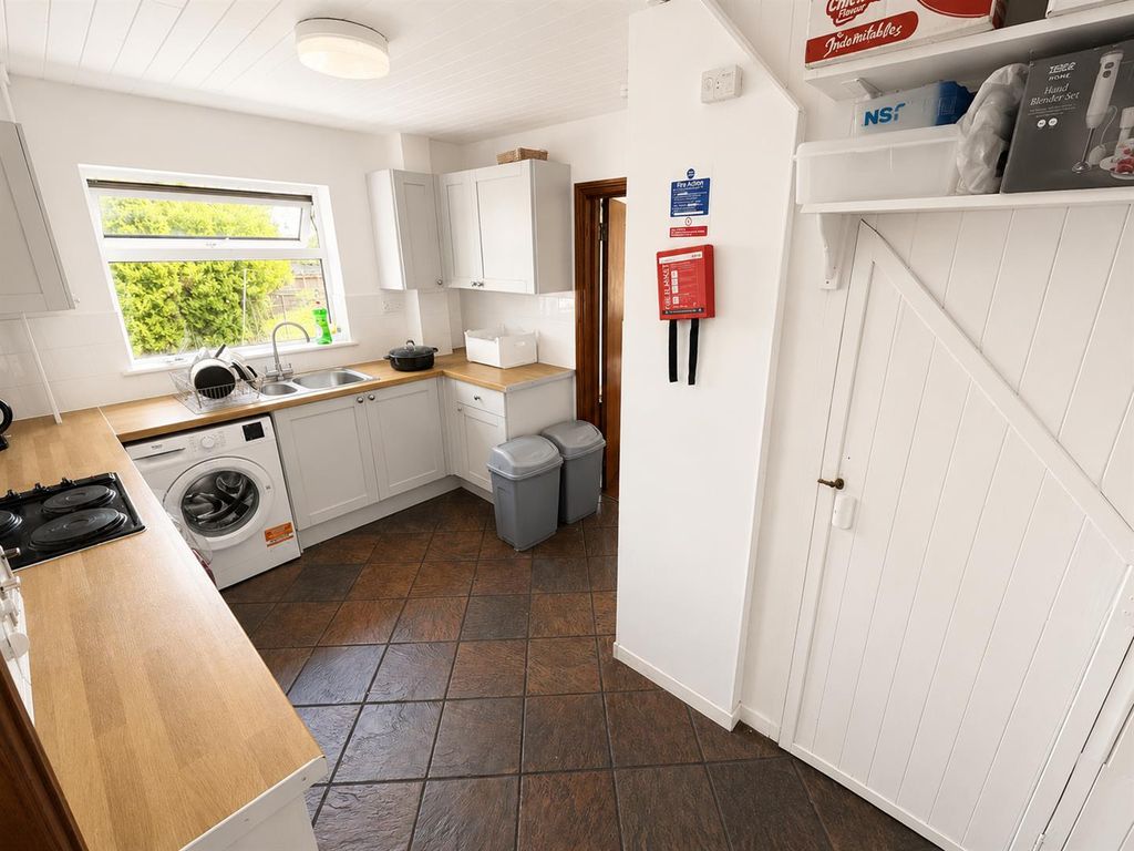 Property photo 3 of 19 F5A93Fc28c.Png