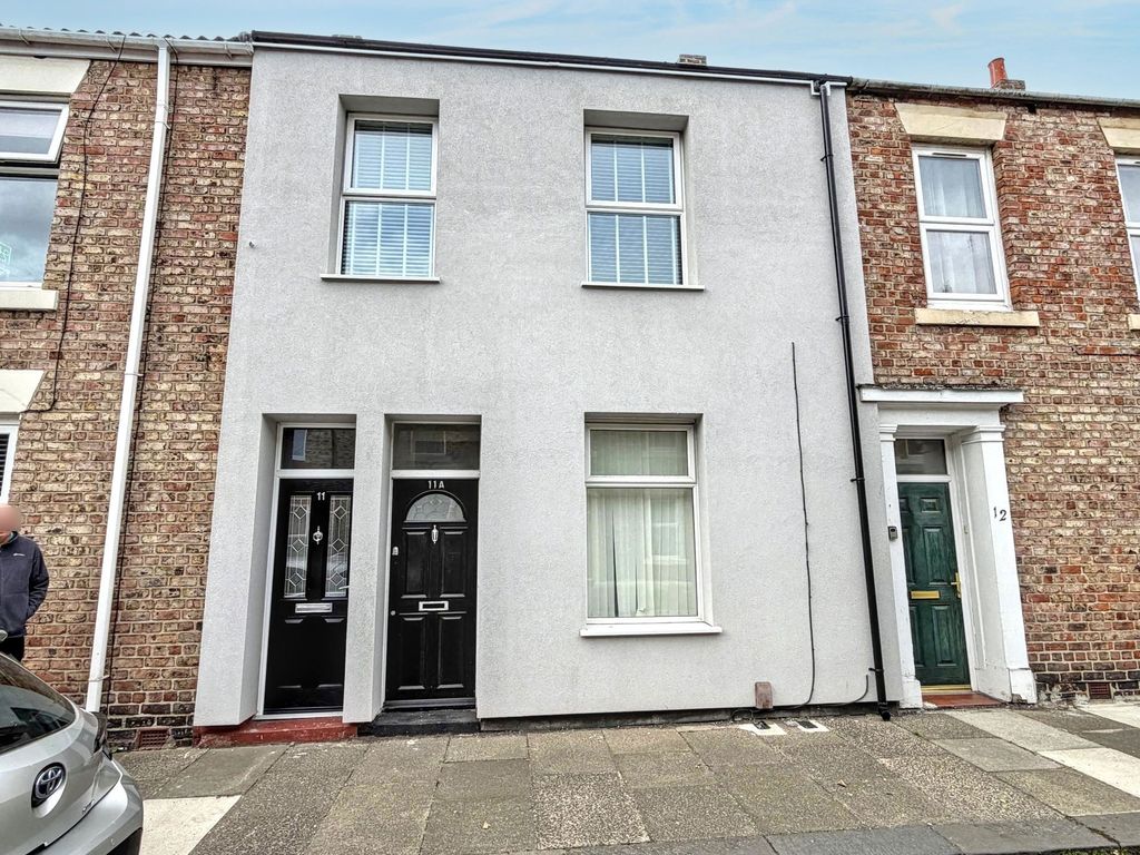 Property photo 1 of 8