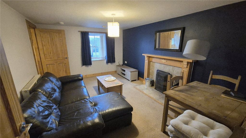 Property photo 2 of 7 Picture No. 03