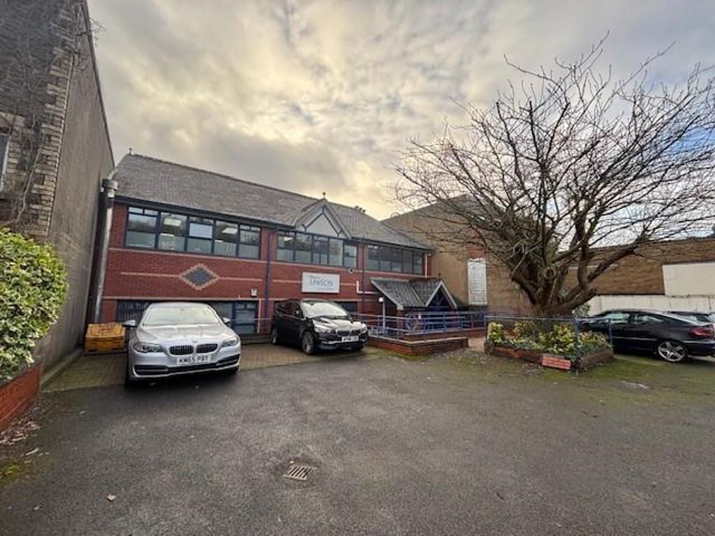 Property photo 1 of 9 Photo 9