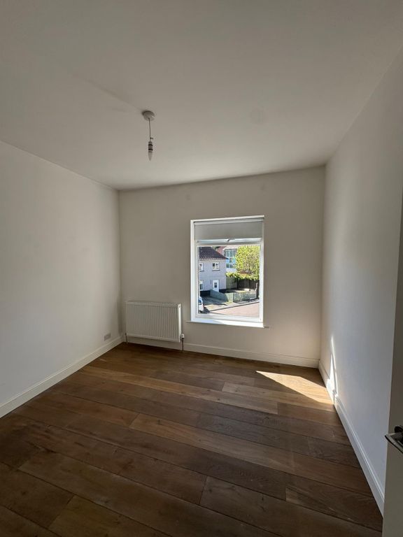 Property photo 3 of 8 Gallery