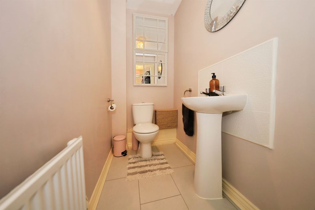 Property photo 3 of 17