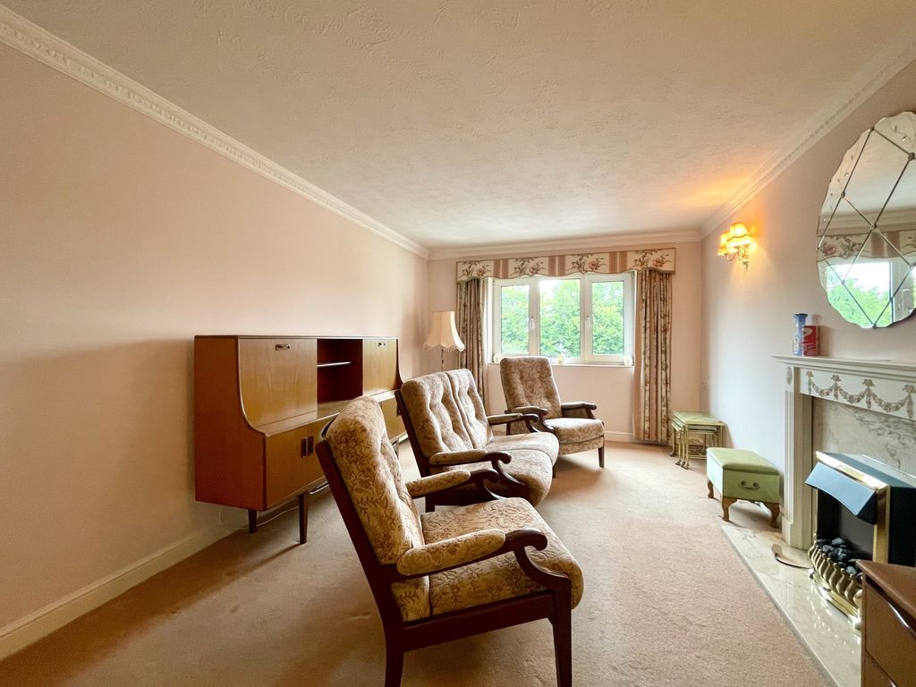 Property photo 2 of 9