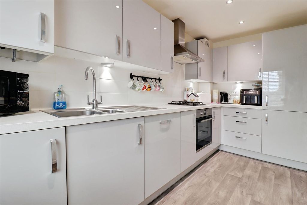 Property photo 3 of 27 3Cf6644B-Img_2228-Img_2230.Jpg