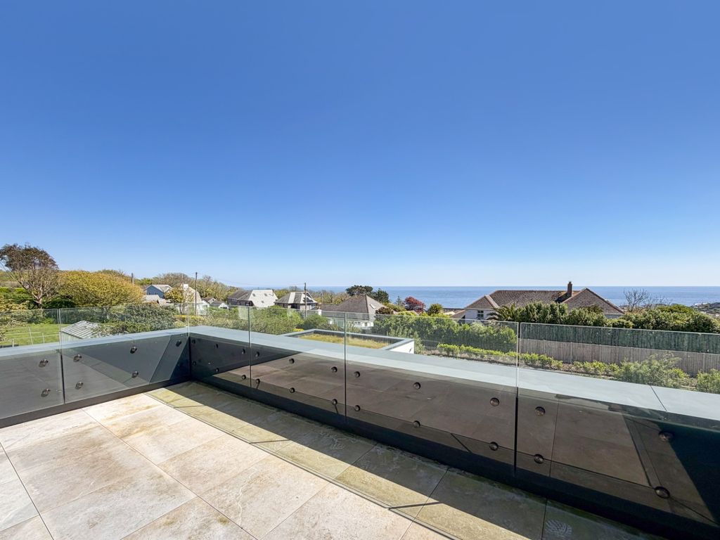 Property photo 2 of 26 5130146