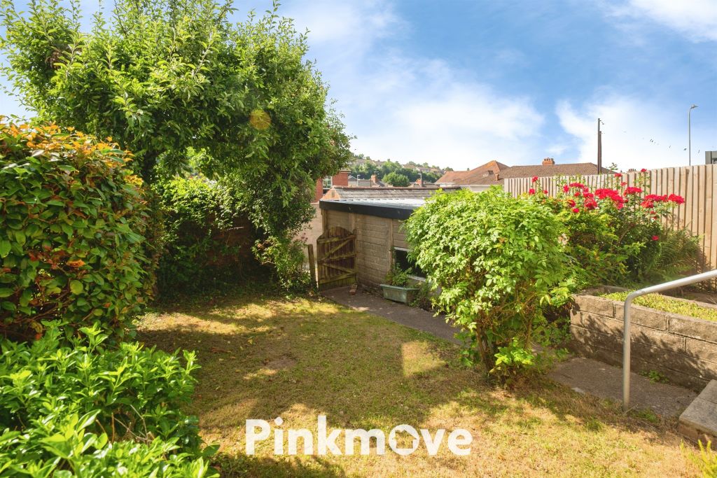 Property photo 2 of 20