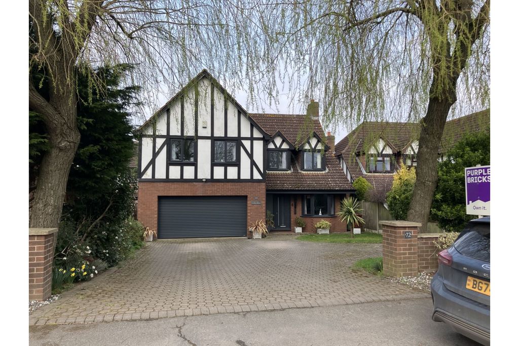 Property photo 2 of 32