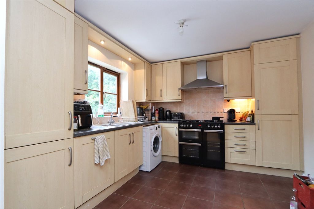 Property photo 2 of 9 Picture No. 06