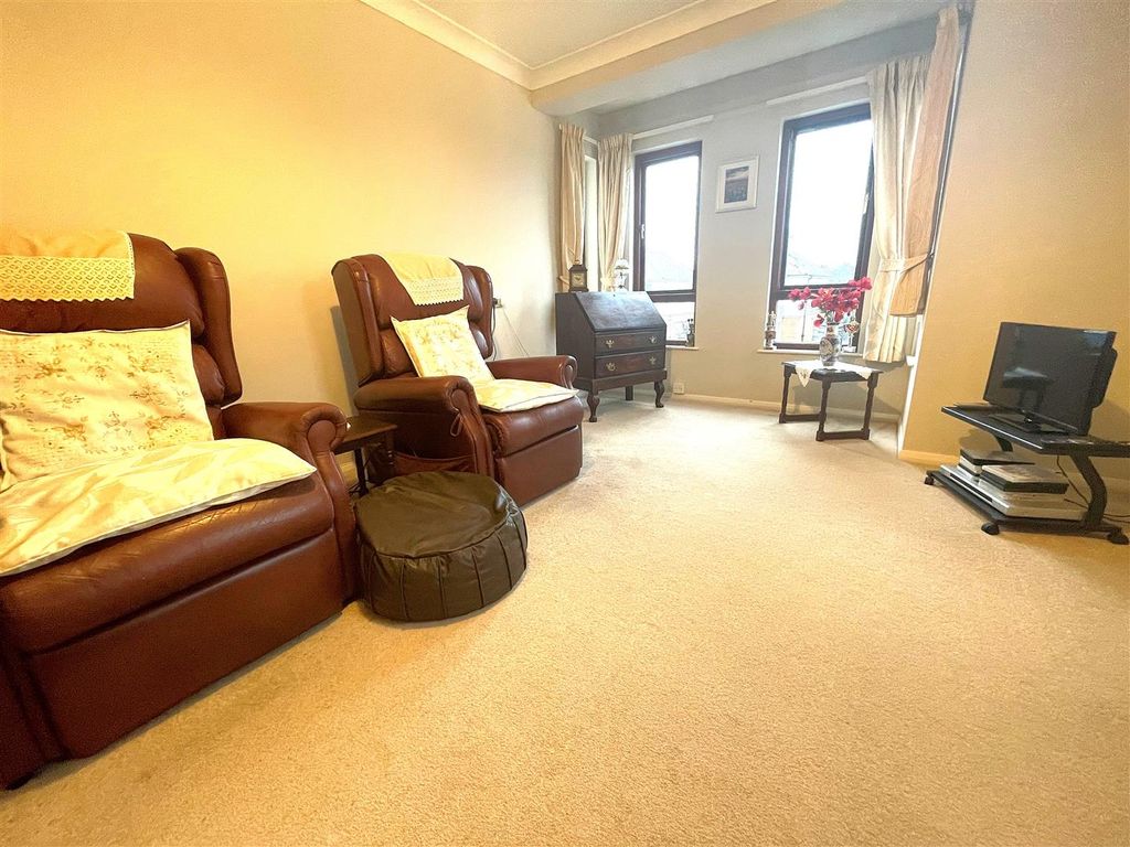 Property photo 2 of 8 2.Jpg