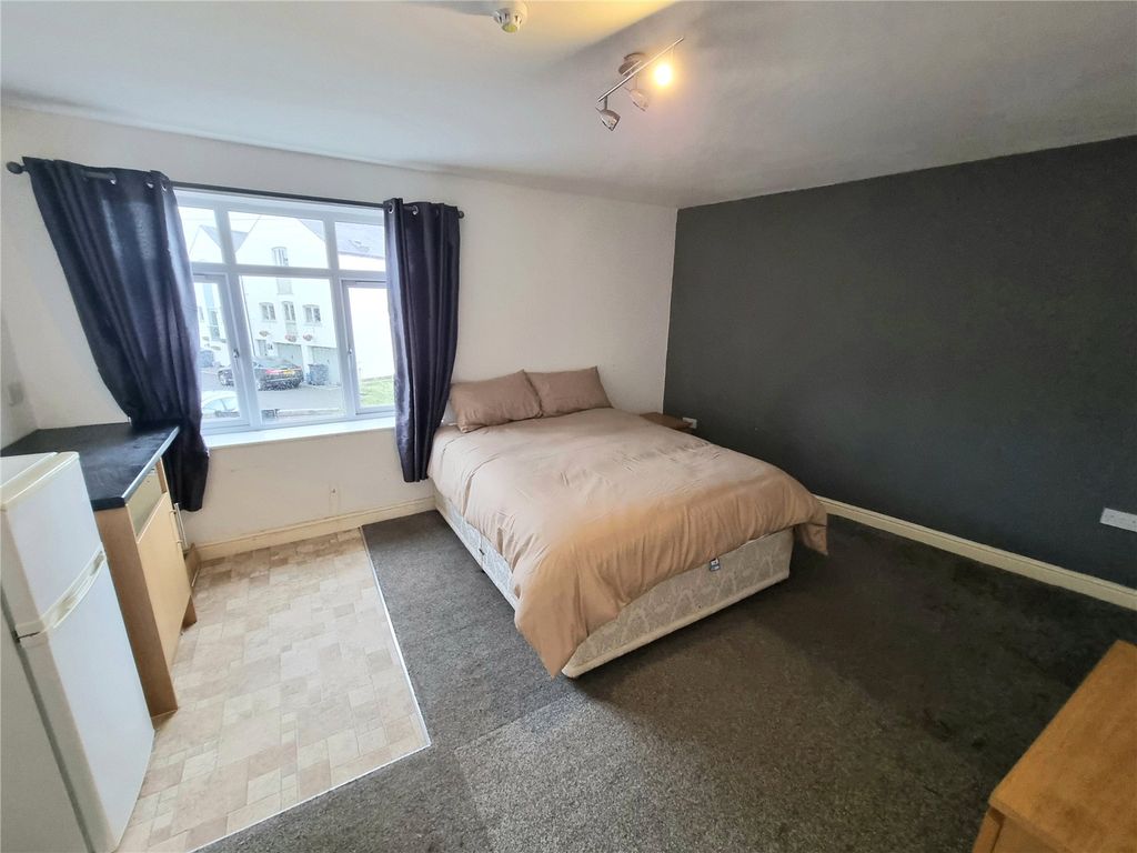 Property photo 1 of 26 Picture No. 28