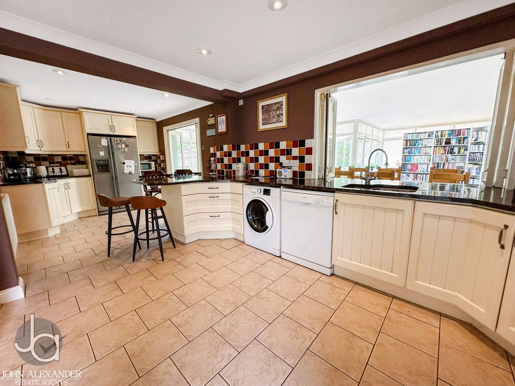 Property photo 3 of 33 20260521_141205273_0.5