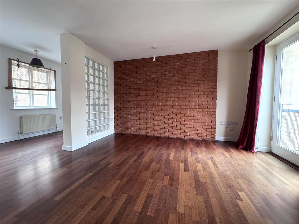 Property photo 3 of 16 Img_1382.Jpg