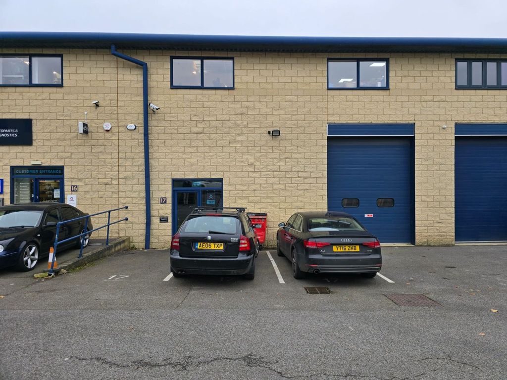 Property photo 1 of 7