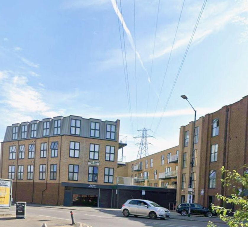 Property photo 1 of 6