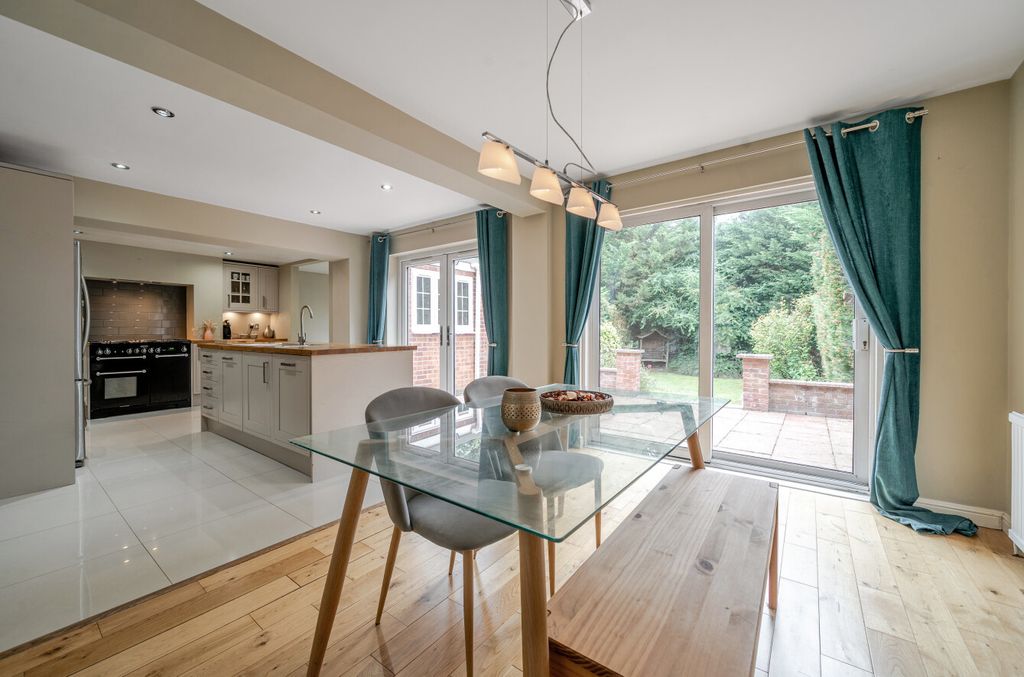 Property photo 3 of 25 1332364-4-6890B14...