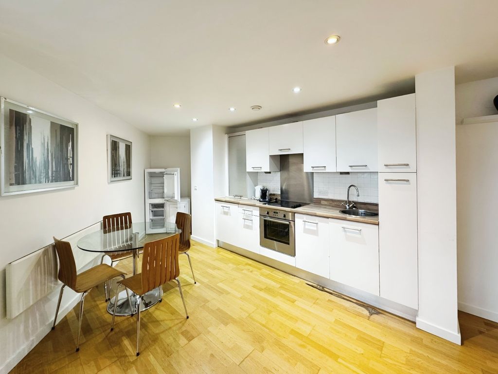 Property photo 3 of 12 Picture No. 21