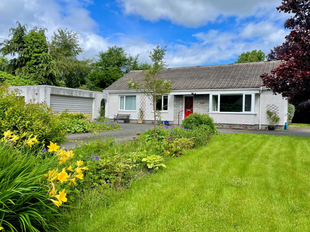 Property photo 1 of 29