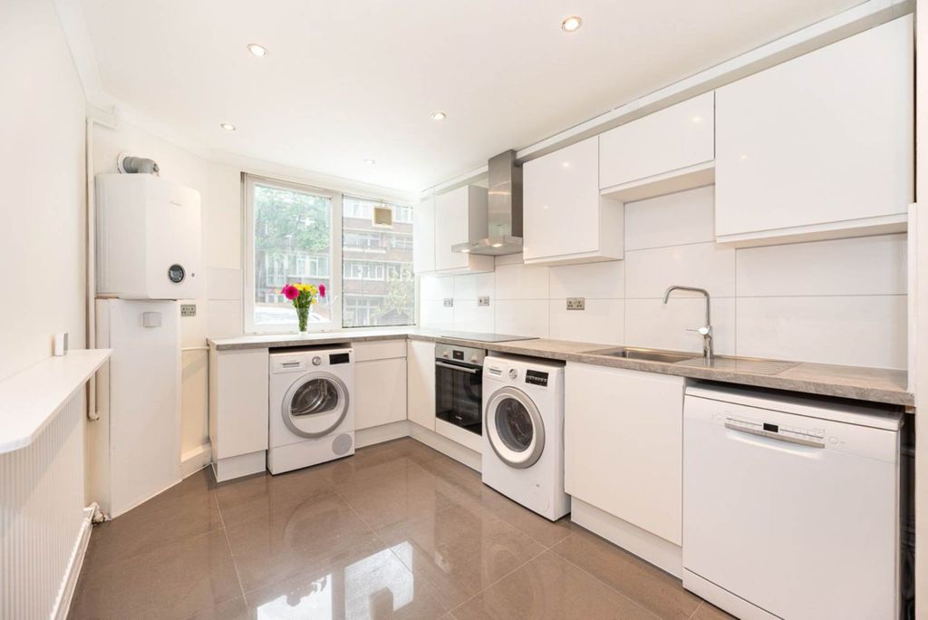 Additional image 9 of 3 bed flat for saleNine Elms, London SW8