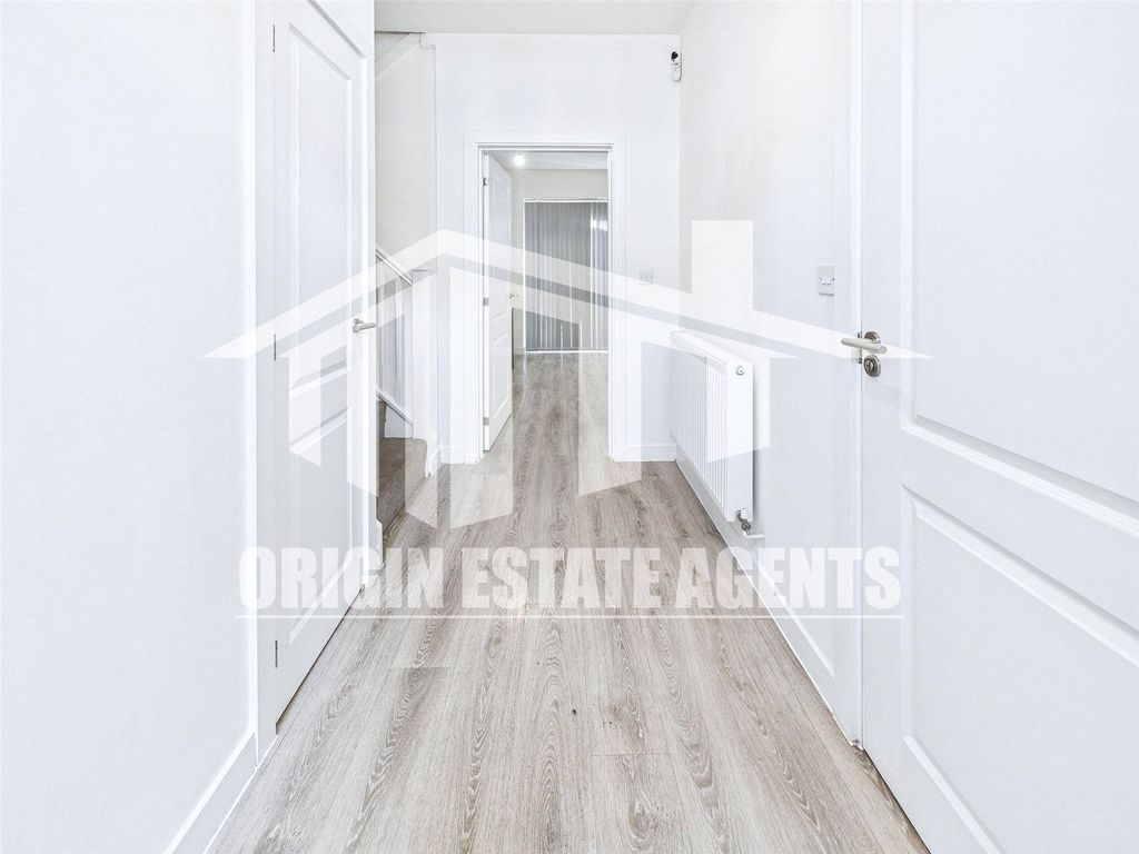 Property photo 3 of 26 Picture No. 59