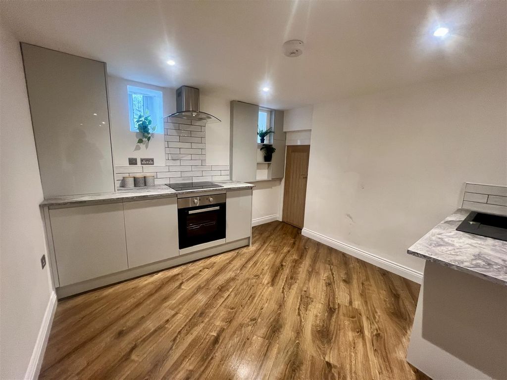 Property photo 3 of 9 Img_0717.Jpeg