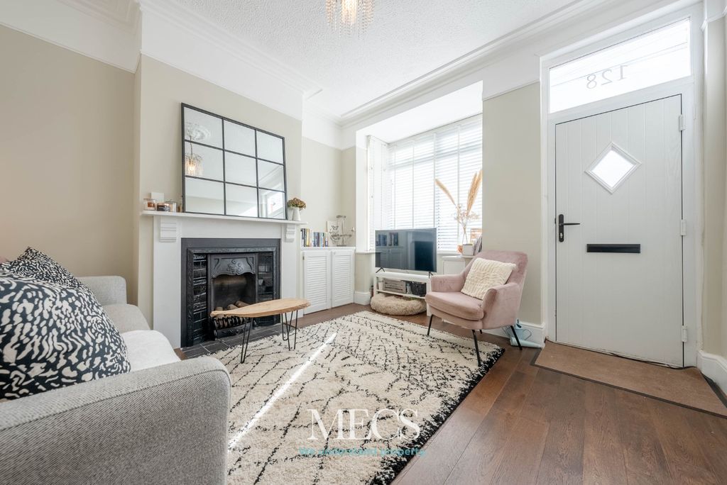 Property photo 3 of 22 4586134