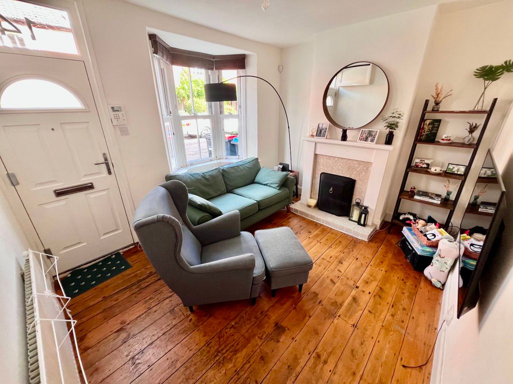 Property photo 3 of 17